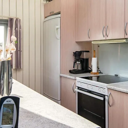 Cosy Holiday In With Terrace On Lush Green Plot Feriehus Hemmet