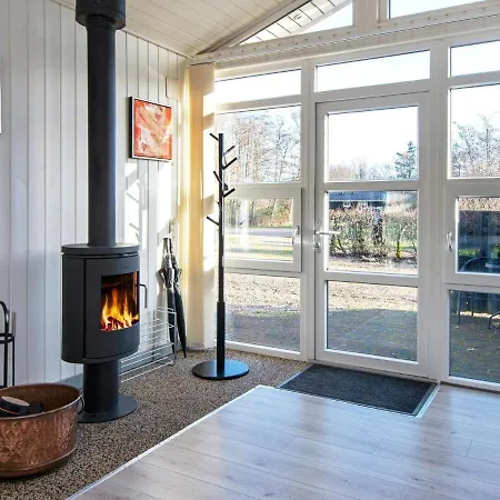 Feriehus Cosy Holiday In With Terrace On Lush Green Plot
