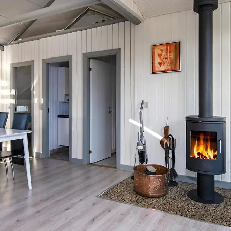 Cosy Holiday In With Terrace On Lush Green Plot Feriehus Hemmet